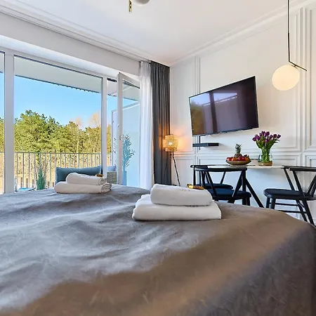 Apartment Golden Hour - Lividus 130 *